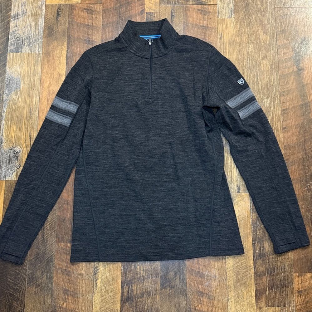 No-brand Men's Black and Grey Sweatshirt